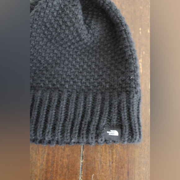 The North Face Purrl Stitch Beanie - Picture 6 of 9